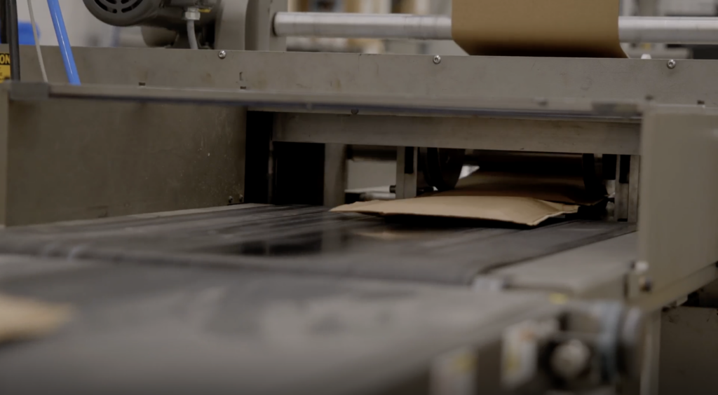 Axla Koneellinen pakkaaminen